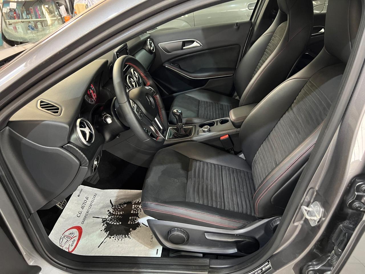 Mercedes-benz A 200 1.8 136 CV - AMG - 2013