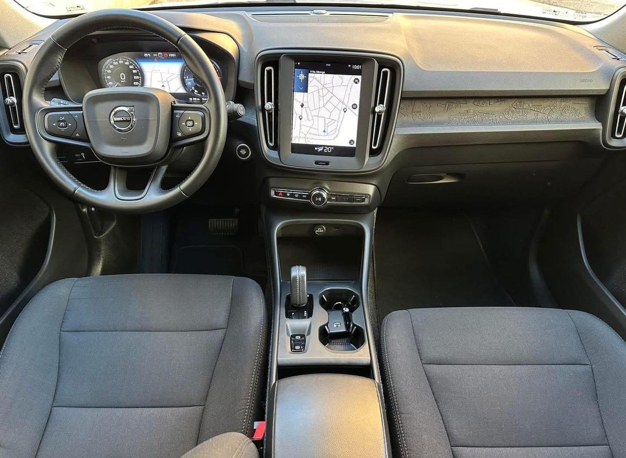 Volvo XC40 2.0 D3 150Cv Geartronic FARI LED-RETROCAM