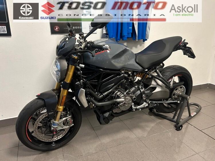Ducati Monster 1200 S