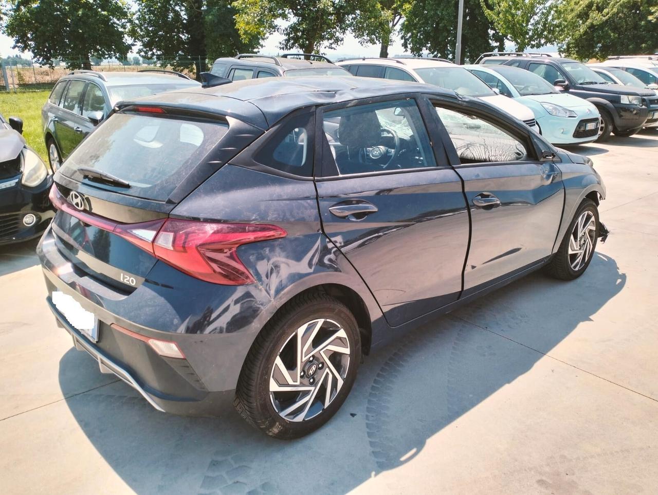 Hyundai i20 1.2 MPI - SINISTRATA -