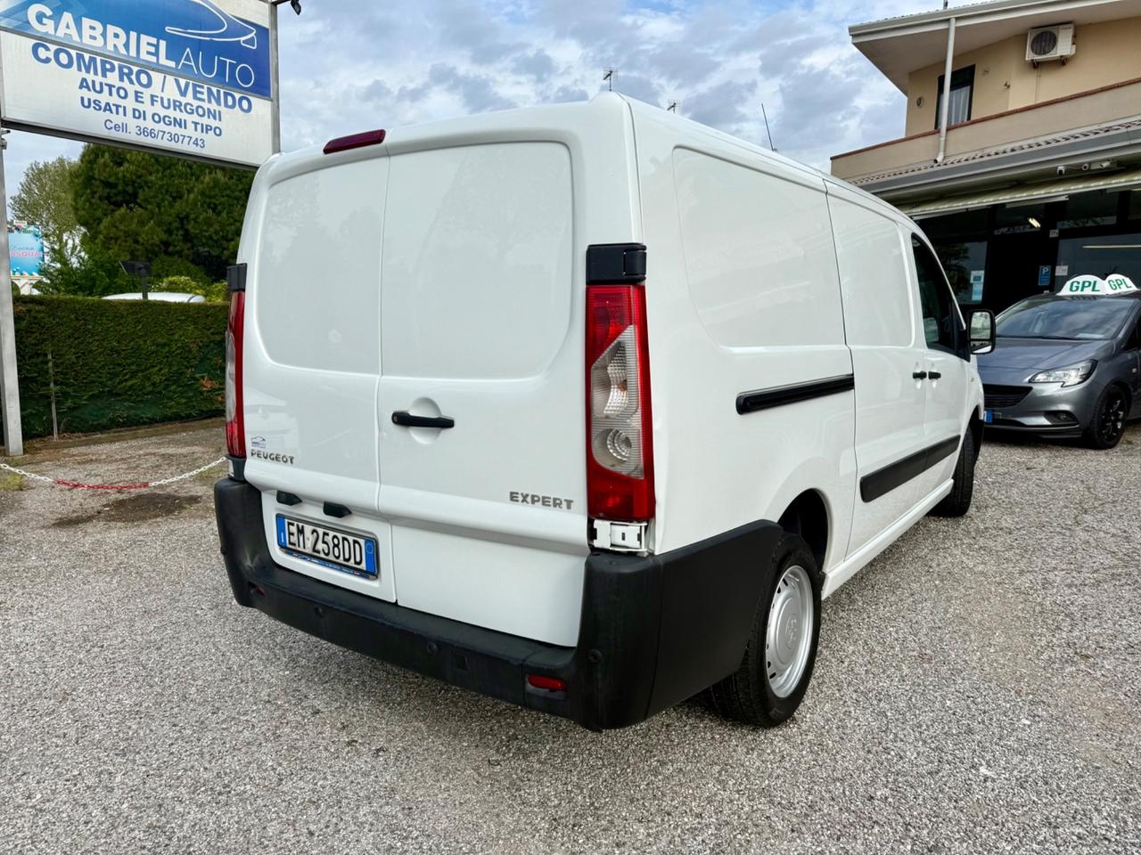 Peugeot Expert 2.0 HDi FAP pass.lungo Ok NEOPATENTATI