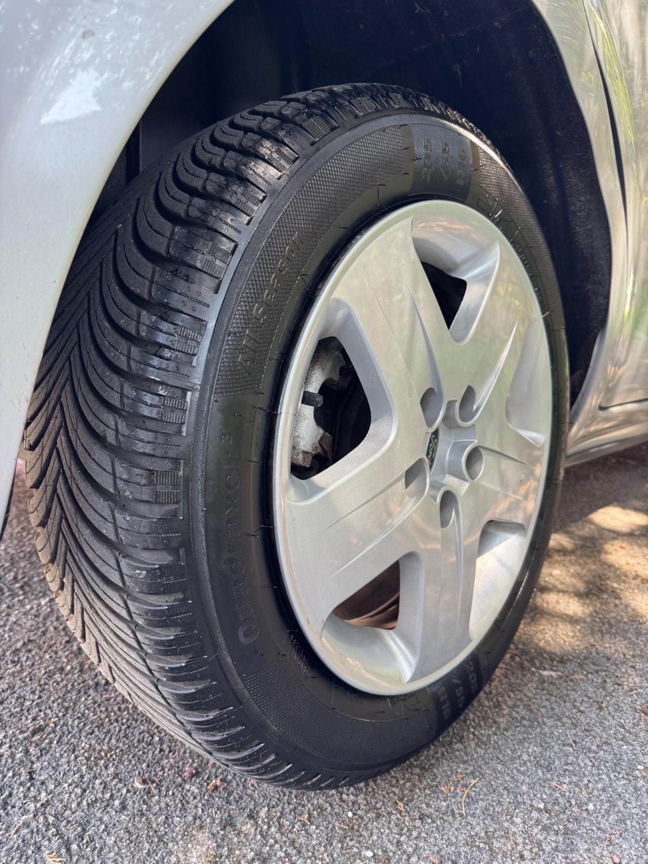 Ford Focus 1.6 benzina 116cv