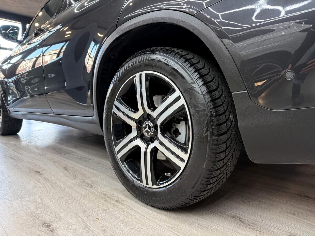 Mercedes-Benz GLC Coupé 300d 4Matic Premium Interni