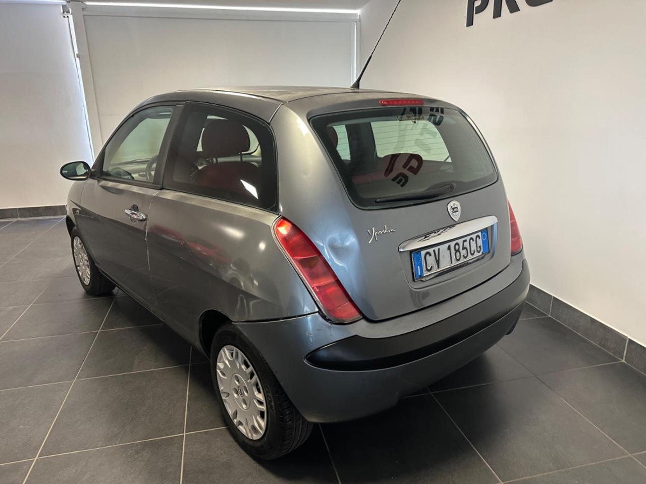 LANCIA YPSILON 1.2 NEOPATENTATI 60CV