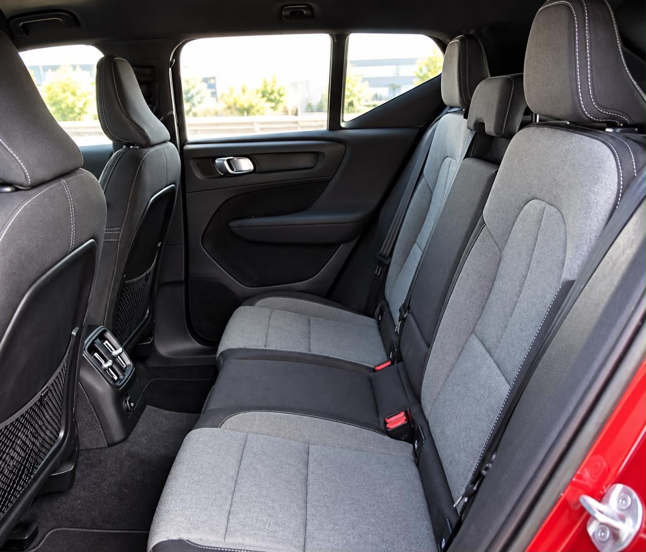 Volvo XC40 T4 Recharge Plug-in Hybrid automatico Core