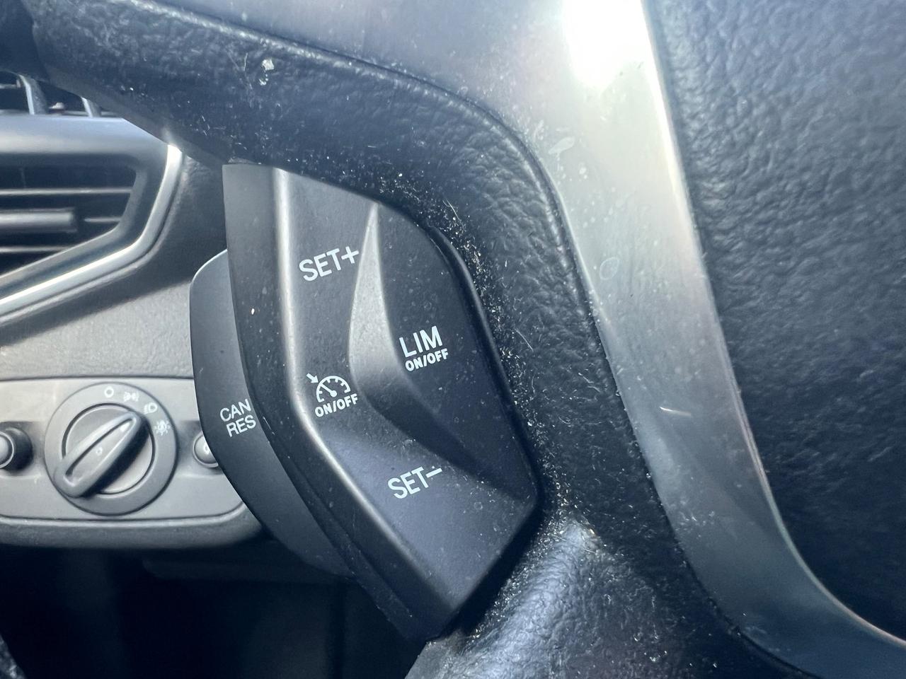 Ford Kuga 2.0 TDCI 140 CV 4WD Powershift Titanium