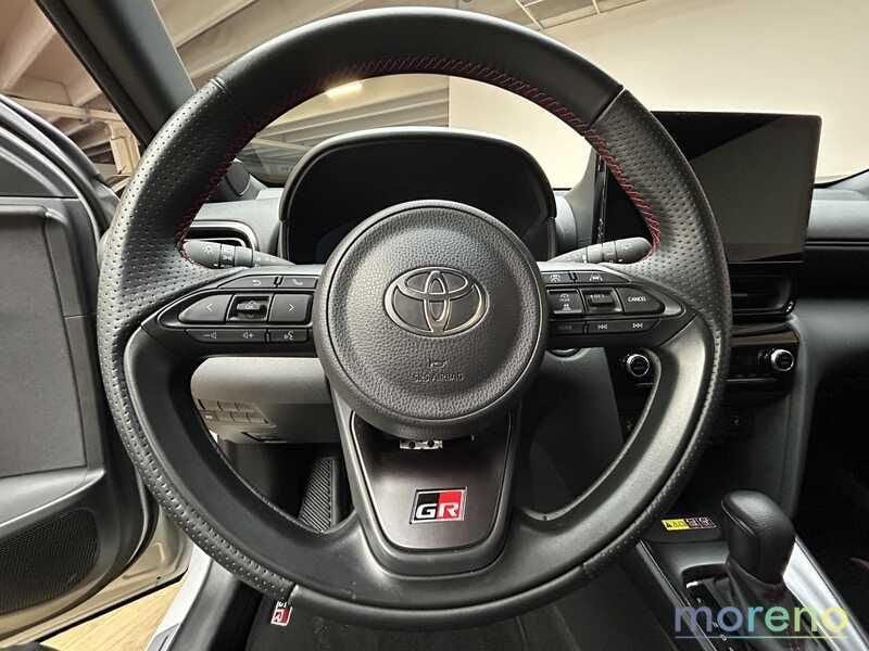 Toyota Yaris Cross 1.5h GR Sport fwd 130cv e-cvt