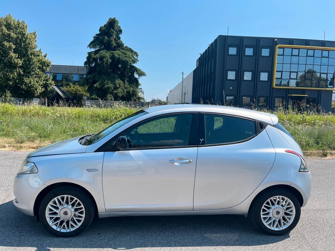 Lancia Ypsilon 1.2 69 CV 5 porte Elle