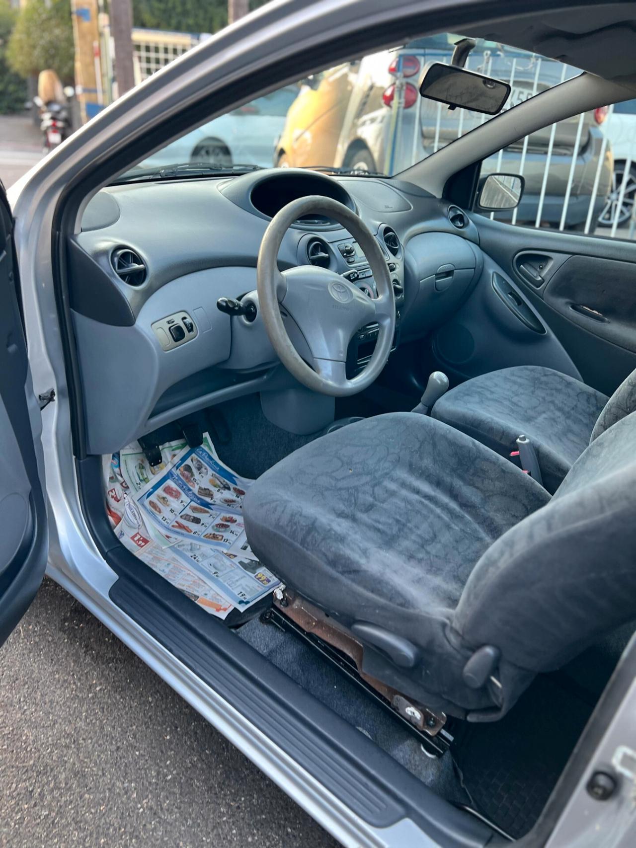 Toyota Yaris Verso 1.3i 16V cat Sol