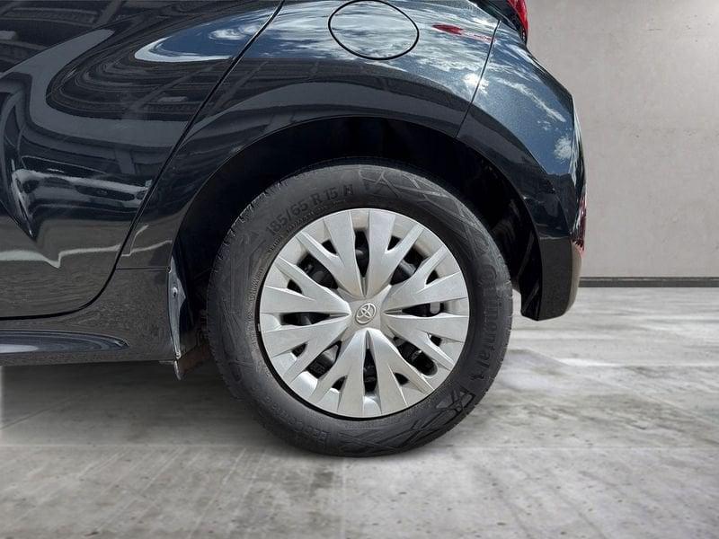 Toyota Yaris 1.5 Hybrid 5 porte Active
