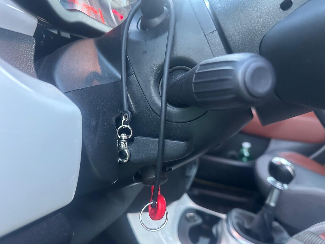 Fiat 500L TREKKING 1.6 Multijet /BLOCK SHAFT