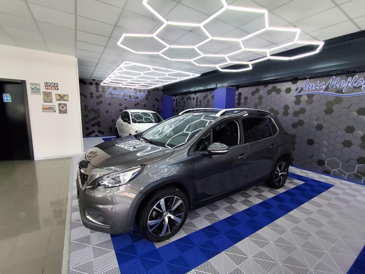 Peugeot 2008 BlueHDi 100 S&S Allure