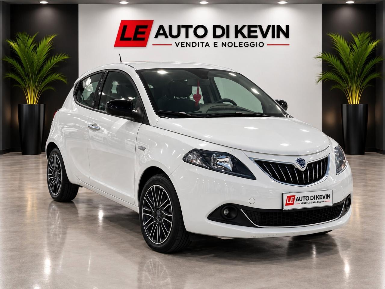 Lancia Ypsilon 1.0 FireFly 5 porte S&S Hybrid Ecochic Gold