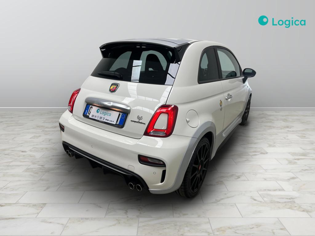 Abarth 595 2016 - 595 1.4 t-jet Competizione 180cv