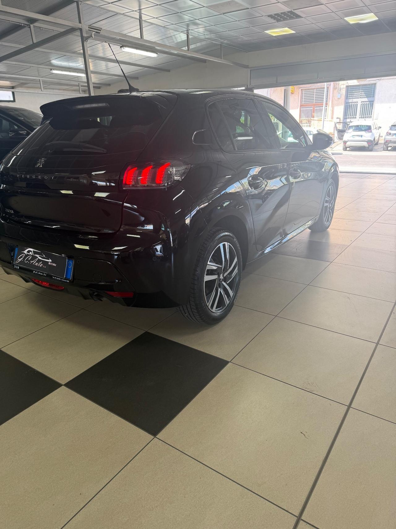 Peugeot 208 PureTech 100 Stop&Start 5 porte Active Pack