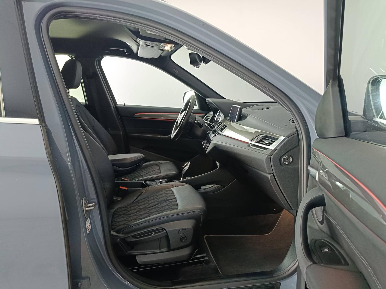 BMW X1 xdrive18d xLine auto my18