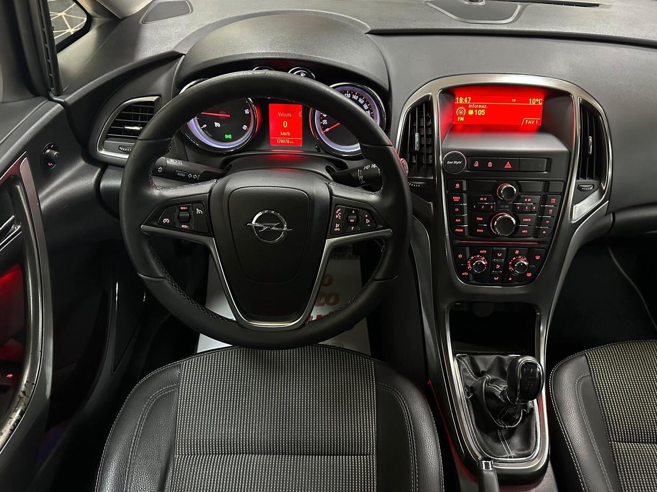 Opel Astra Sports Tourer 1.7 CDTI Cosmo 110 cv