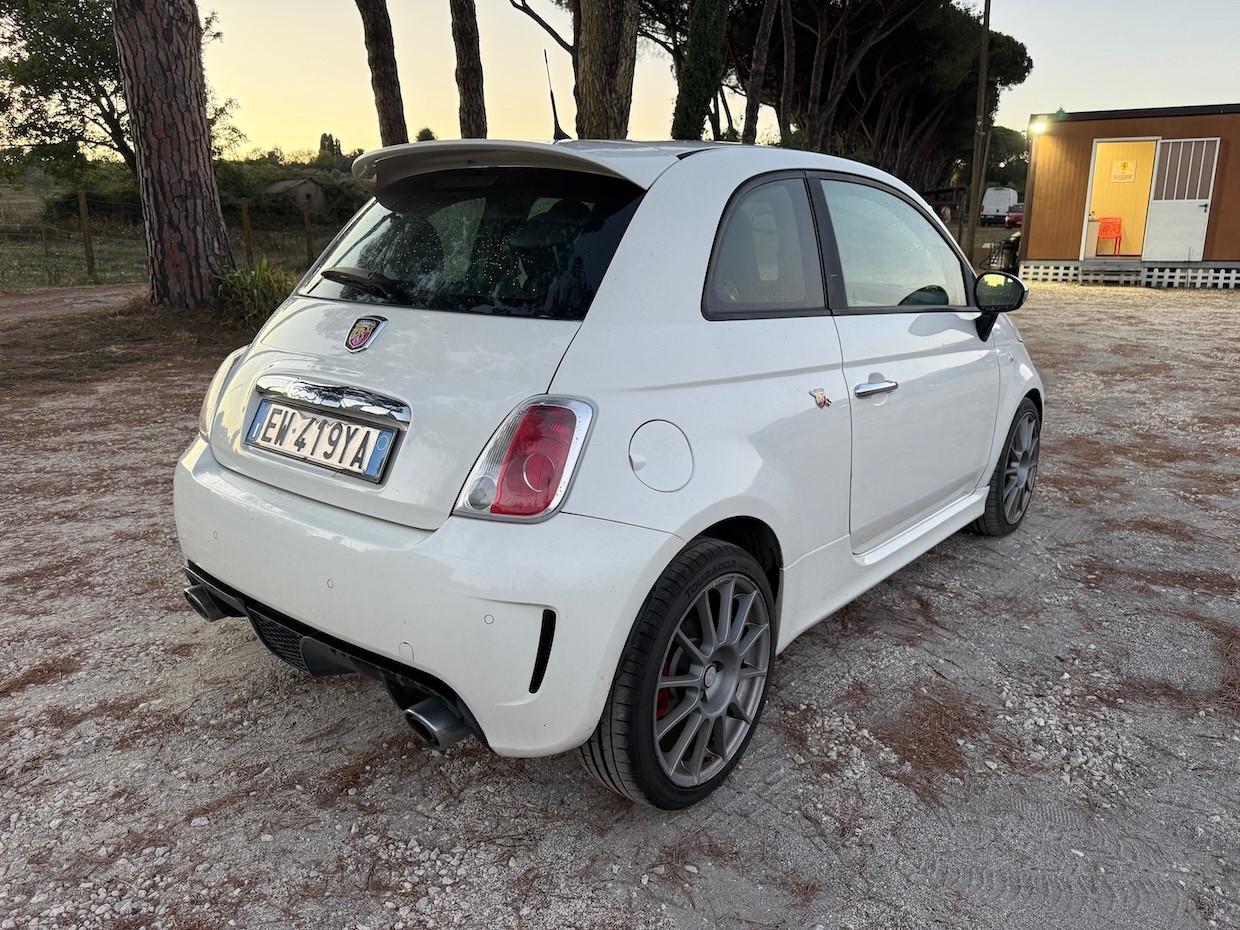 Abarth 500 1.4 Turbo T-Jet Custom