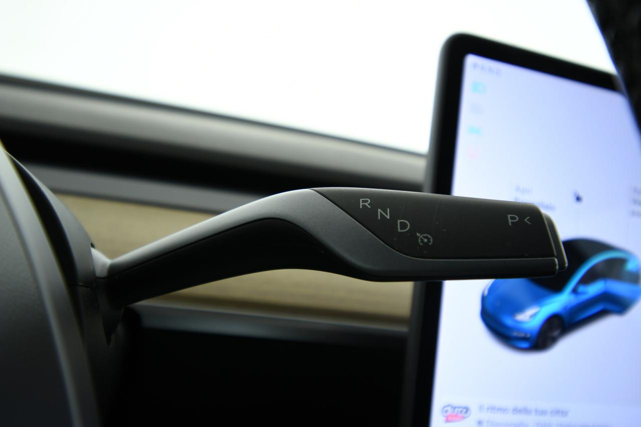 TESLA Model 3 Long Range Dual Motor awd PILOTA AUTOMATICO+CAMERA+PELLE