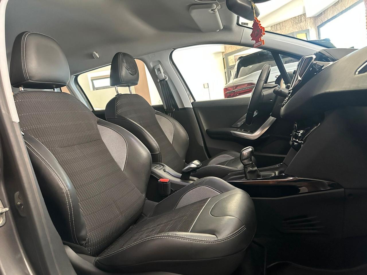 Peugeot 2008 PureTech 82 S&S Allure