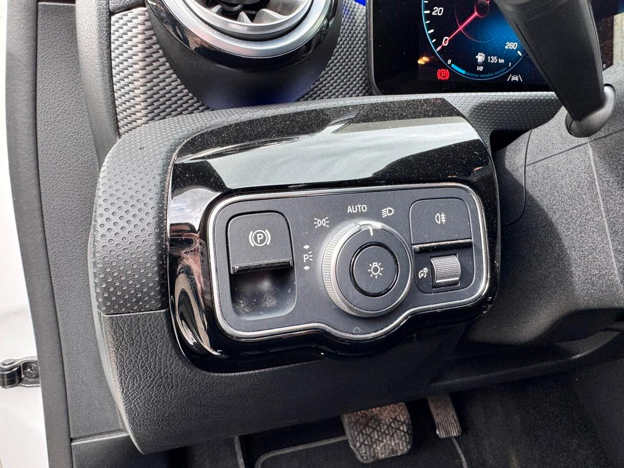 Mercedes-benz A 180 d Automatic Premium IVA ESPOSTA