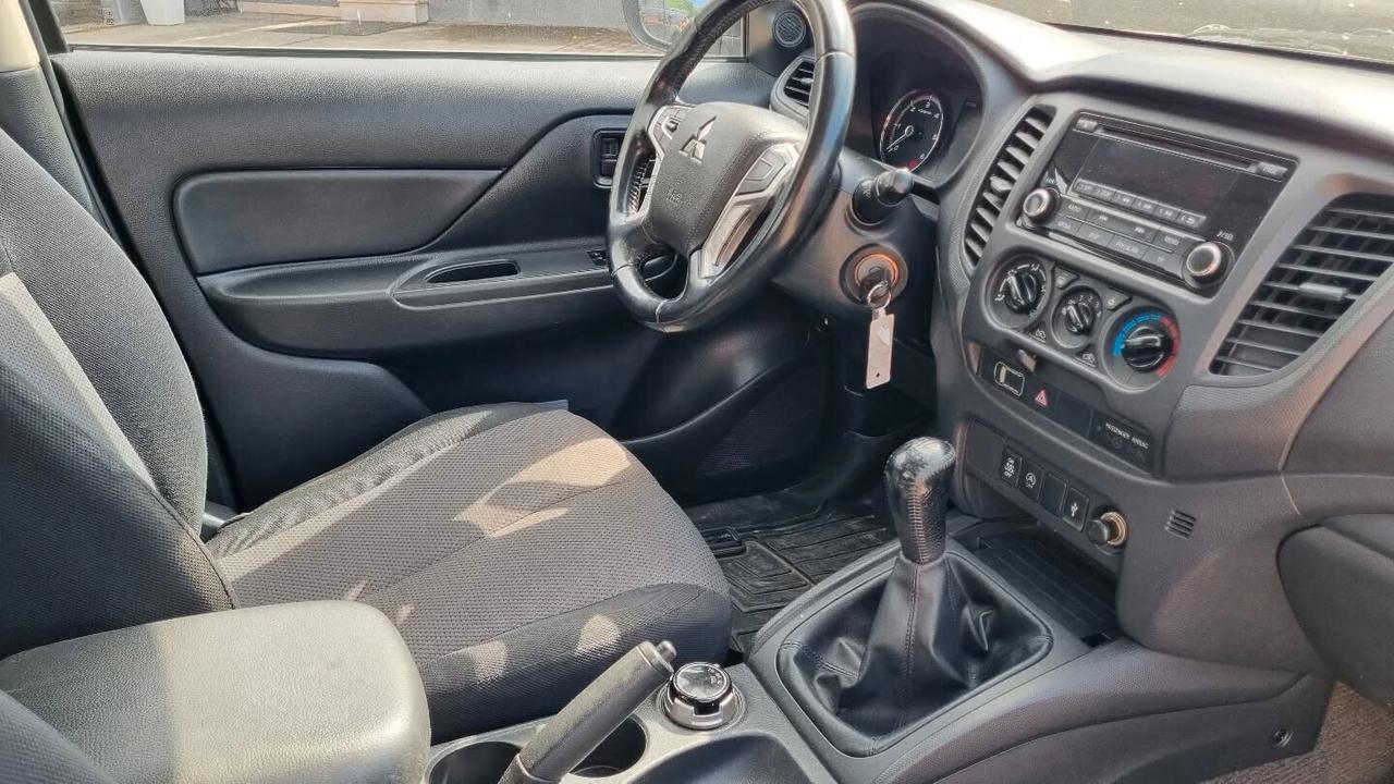 Mitsubishi L200 2.3CLUB CAB 4x4 cassone lungo