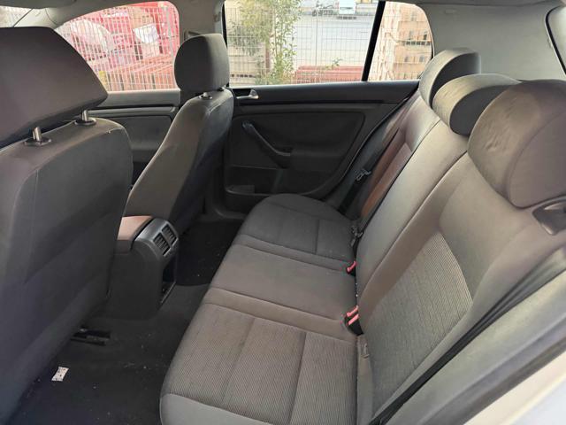 VOLKSWAGEN Golf 1.6 5p. Trendline senza nessun lavoro da fare