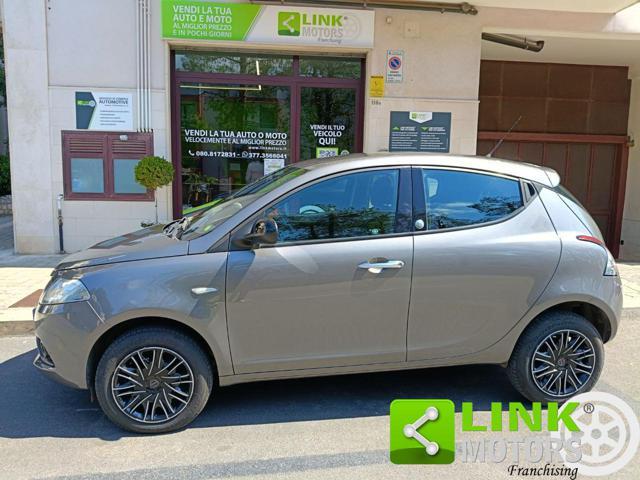 LANCIA Ypsilon 0.9 TwinAir 85 CV 5 porte Metano Ecochic
