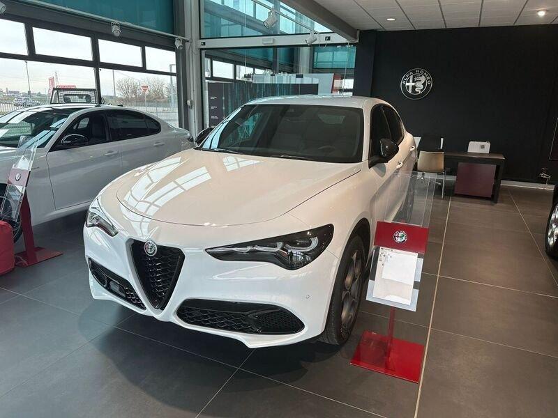 Alfa Romeo Stelvio 2.2 Turbodiesel 160 CV AT8 RWD Sprint