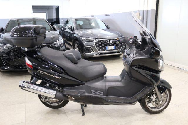 SUZUKI Burgman 650 EXECUTIVE "" SOLO 22000 KM"" COME NUOVO