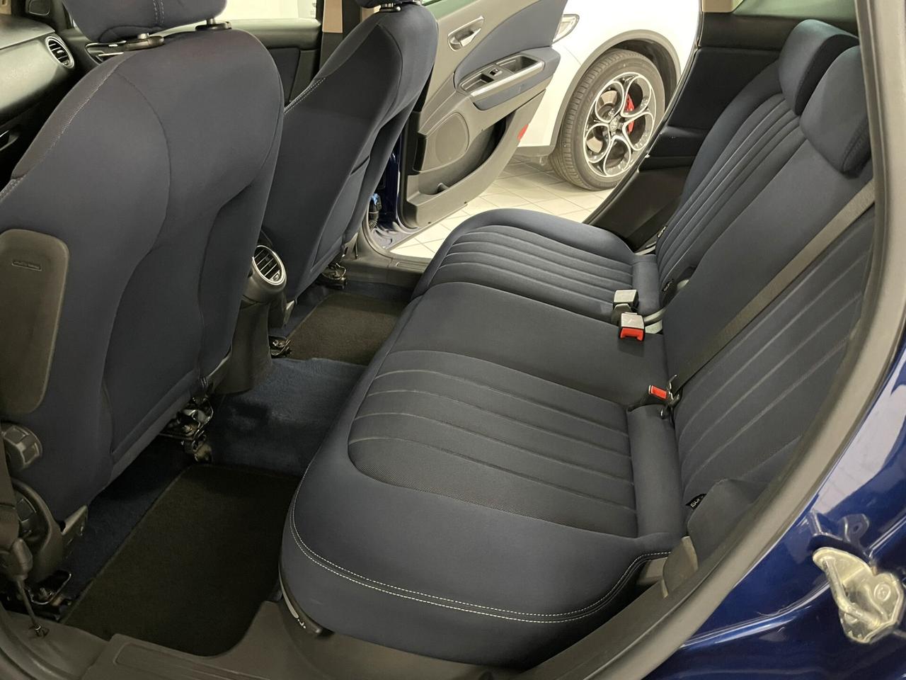 Lancia Delta 1.6 M-JET GOLD 105 CV DISTRIBUZIONE A KM 211000