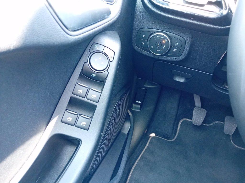 FORD Fiesta Titanium 5 porte del 2022