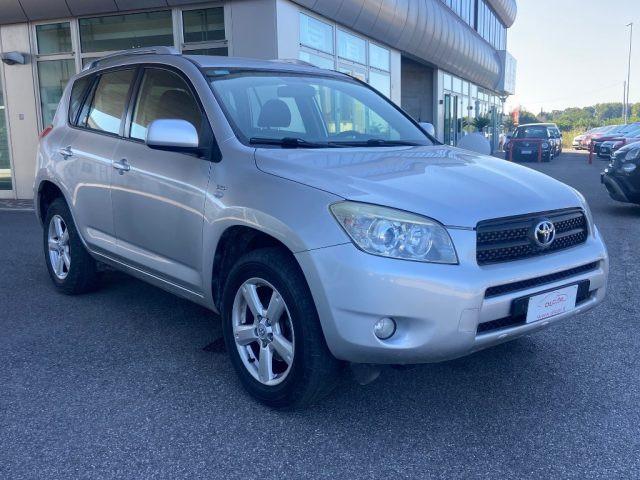 TOYOTA RAV 4 2.2 D-4D 136 CV Sol