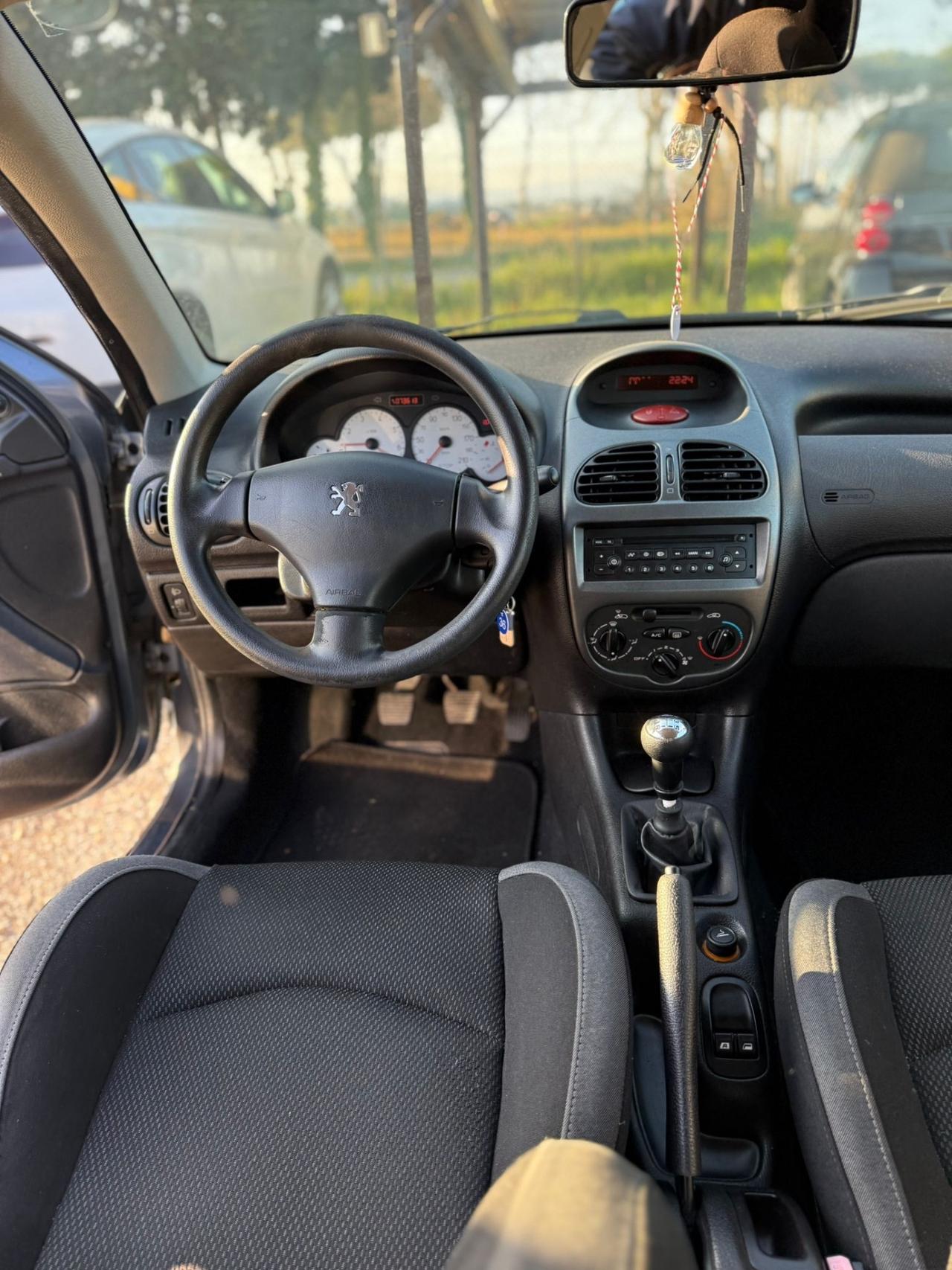 Peugeot 206 1.4 5p. Enfant Terrible