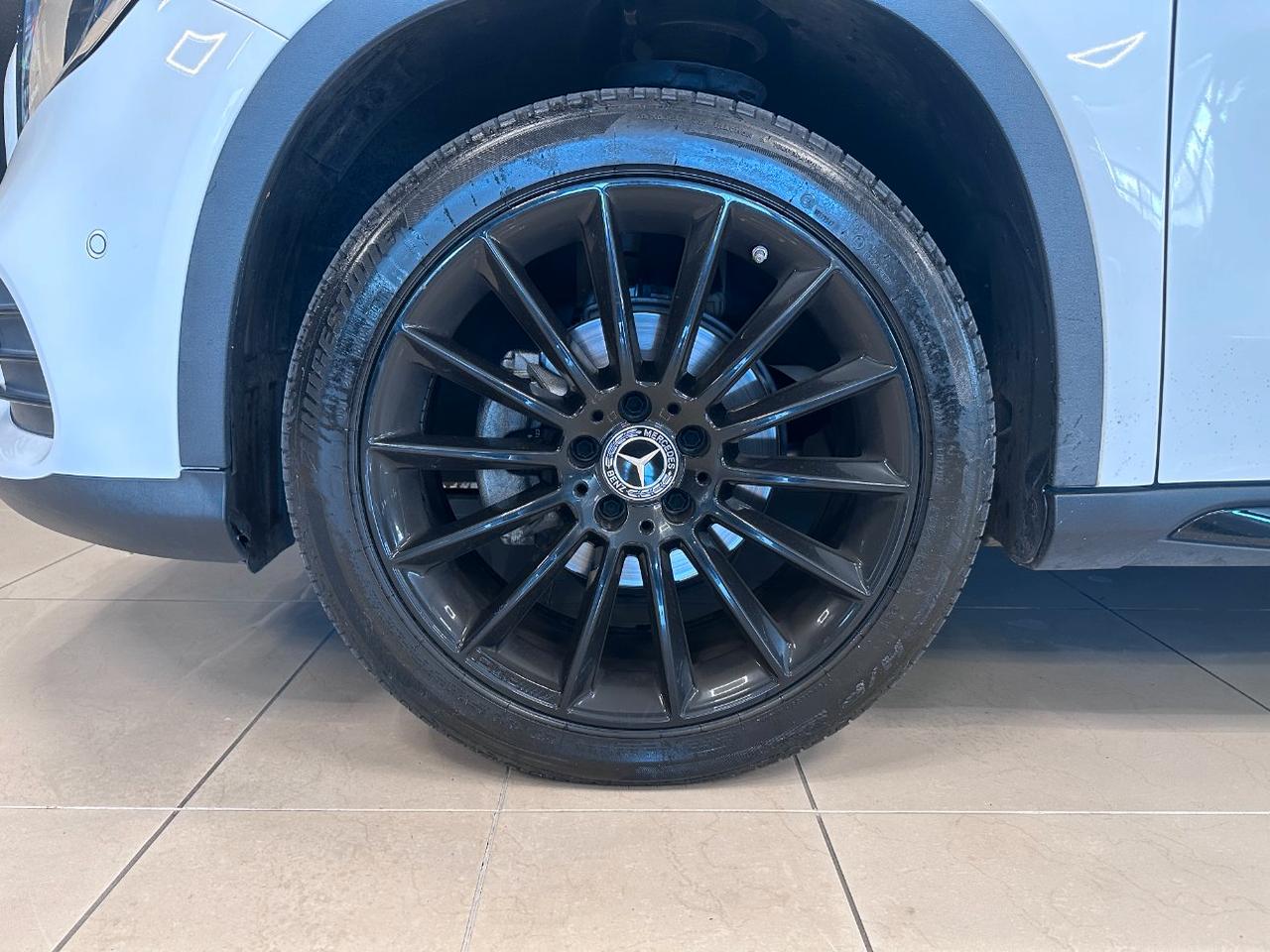 Mercedes GLA 200 d Night Edition auto