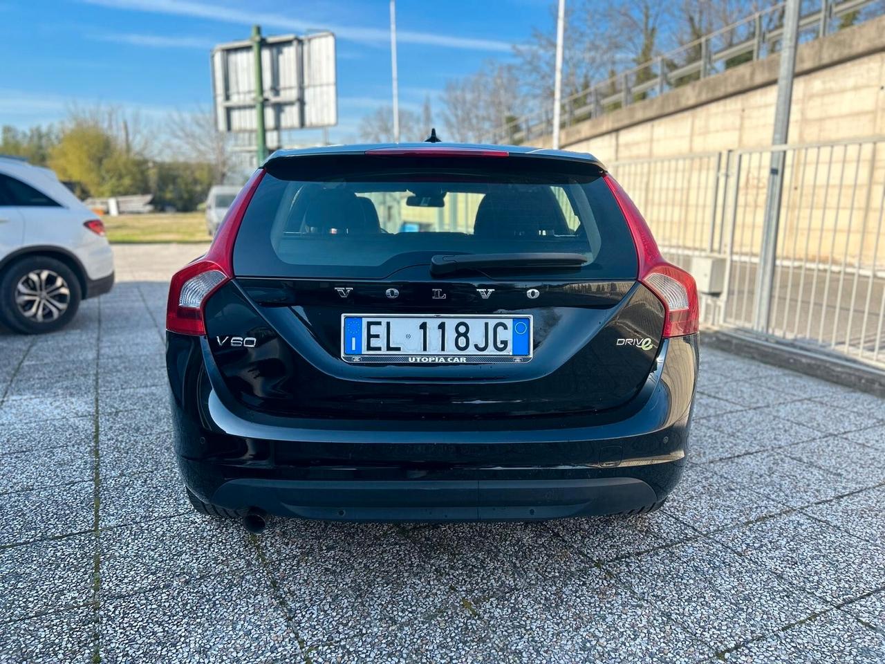 Volvo V60 DRIVe