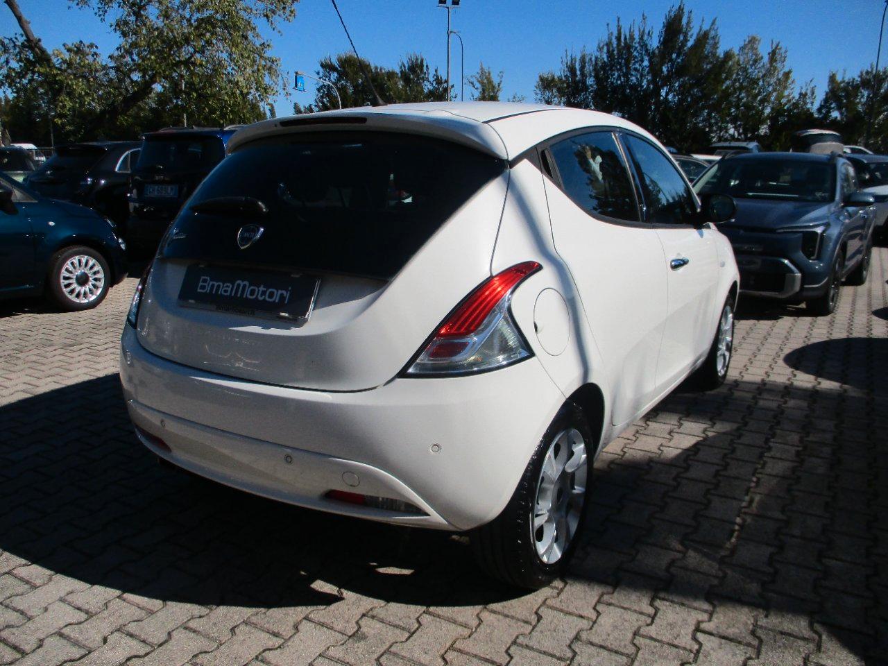 Lancia Ypsilon 5 Porte Ypsilon 1.2 Gold 69cv OK NEOPAT./Sensori/Bluetooth