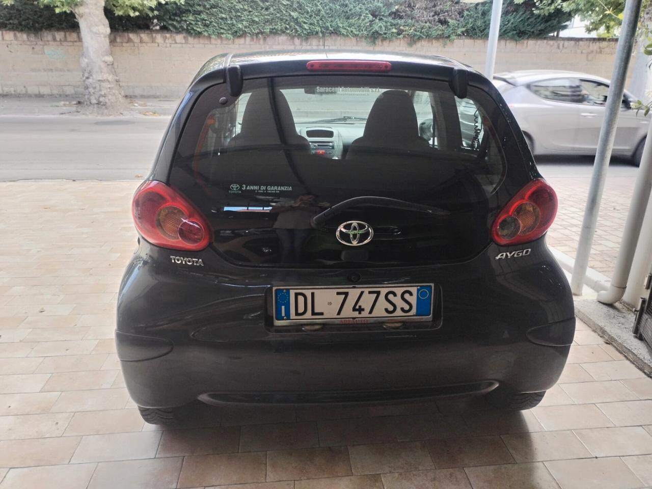 Toyota Aygo 1.0 12V VVT-i 5 porte Now