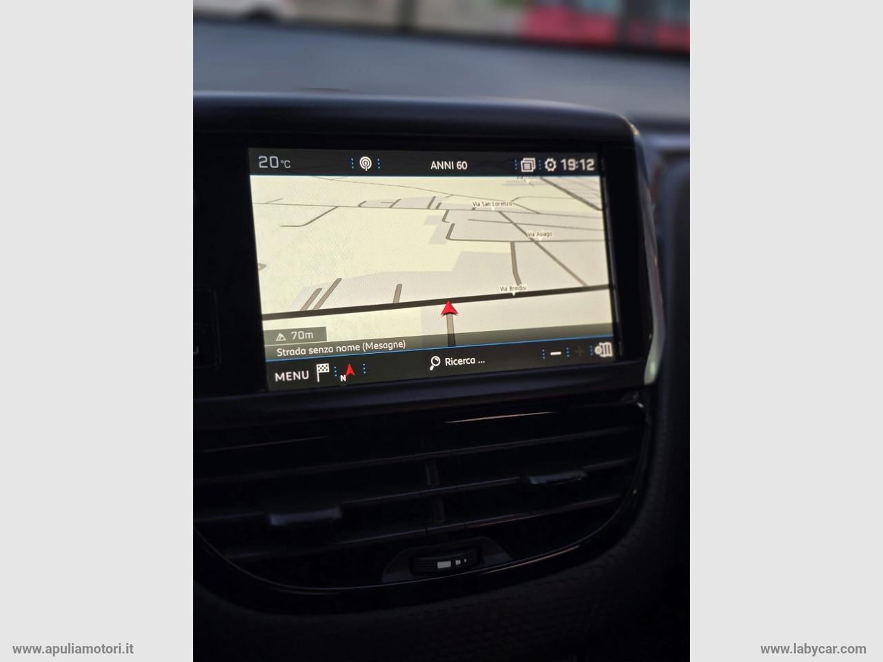 PEUGEOT 2008 BlueHDi 100 S&S Allure