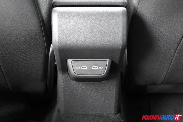 VOLKSWAGEN Taigo 1.0 TSI 95 CV LIFE + R16 BI-COLOR + TECH PACK + LI