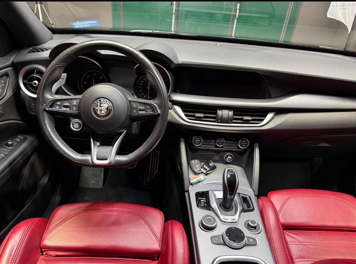 Alfa Romeo Stelvio 2.2 Turbodiesel 210 CV AT8 Q4 Veloce
