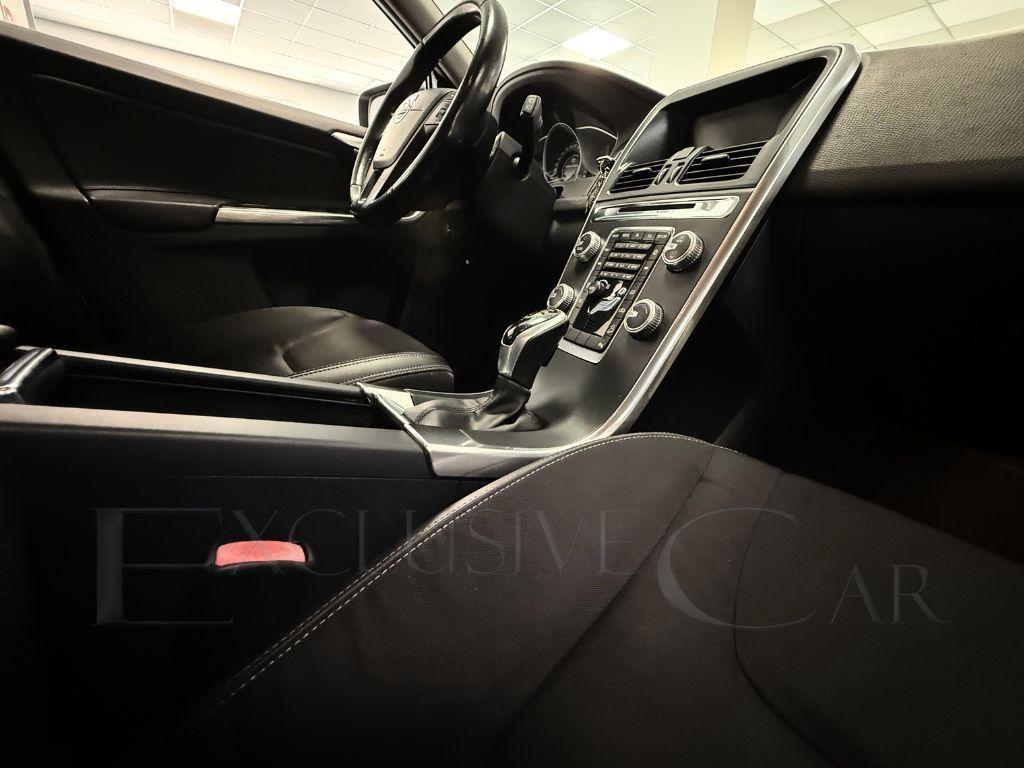 Volvo XC60 2.4 D4 181 CV AWD Momentum