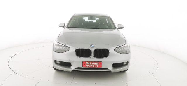 BMW 120 d 5p. Unique - CAMBIO AUTOMATICO