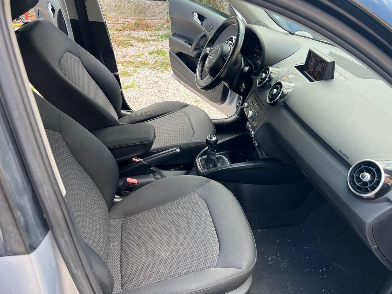 Audi A1 SPB 1.6 TDI S line edition plus