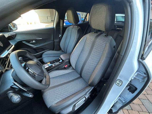 PEUGEOT 2008 Hybrid 145 e-DCS6 Allure KM 0