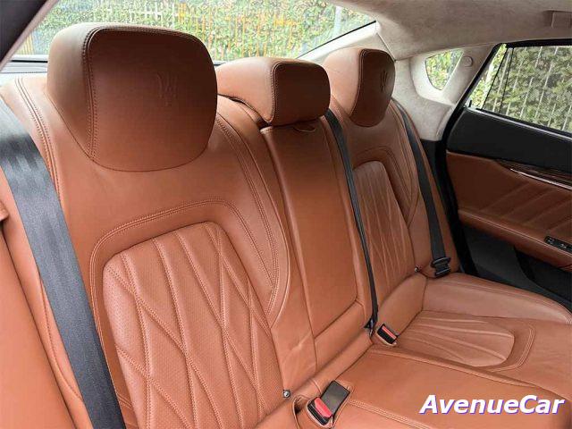 MASERATI Quattroporte Granlusso TETTO APRIBILE TELECAMERA 360 IVA ESP