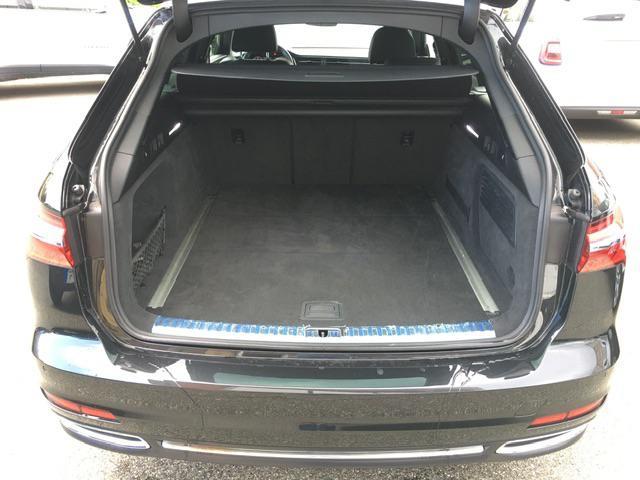 AUDI A6 Avant 40 2.0 TDI MHEV S tronic Business Sport