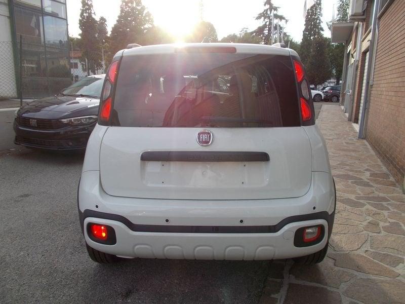 FIAT Panda 1.0 FireFly S&S Hybrid Pandina KM. ZERO 338.7575187 MASSARI MARCO