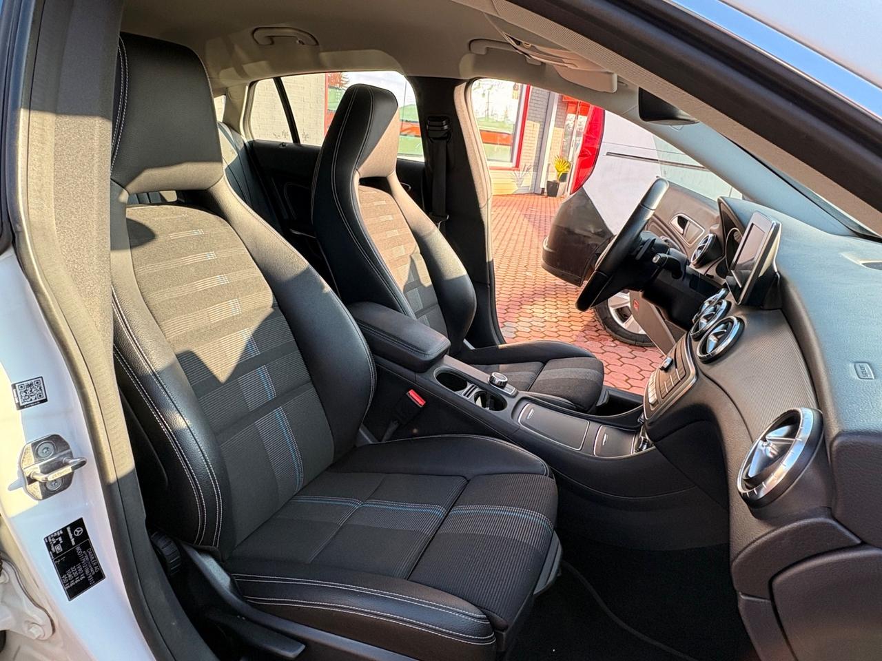 Mercedes-benz CLA 180 Shooting Brake Sport - NEOPATENTATI - E6