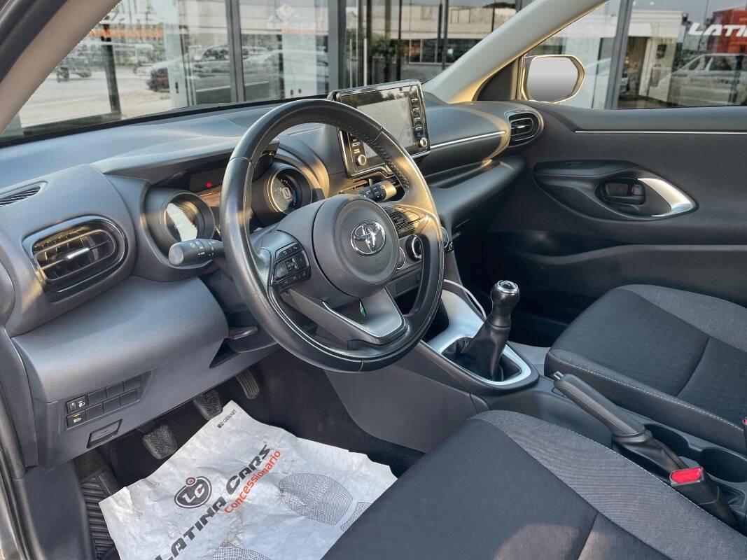 Toyota Yaris 1.0 Trend CON TELECAMERA E CARPLAY